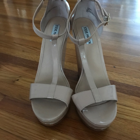 Steve Madden Patent Nude Wedge - Picture 2 of 5